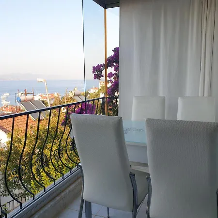 Large Duplex Apartment With Amazing Sea View Apartament